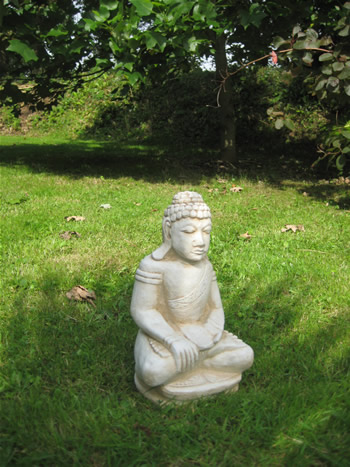 Large Buddahgarden Statue Pale